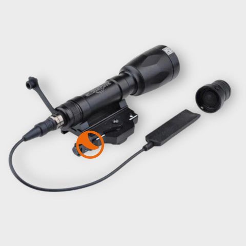 Linterna Tactica M620P 360 Lumines Elemen