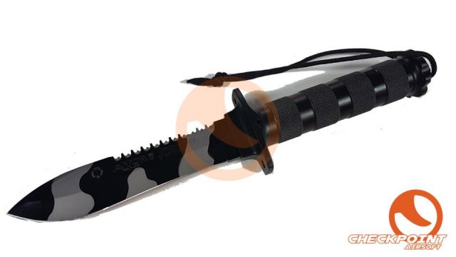Cuchillo Jungle King II camo
